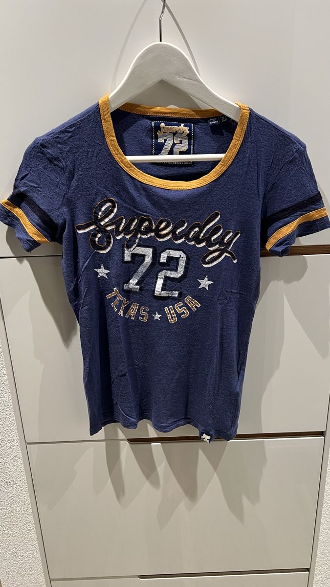 Superdry T-shirt: Superdry T-Shirt – Usato da Wetzikon ZH venduto da KikiZu