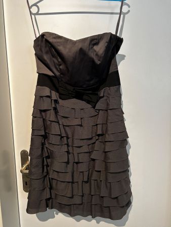 Elegantes H&M Kleid mit Rüschen Gr. 40, Abendmode Sommer!