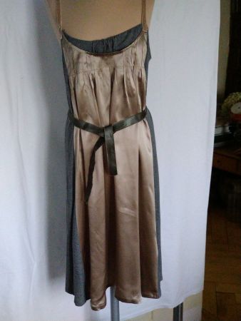 Elegantes Seiden-Sommerkleid, Grösse M, sehr guter Zustand