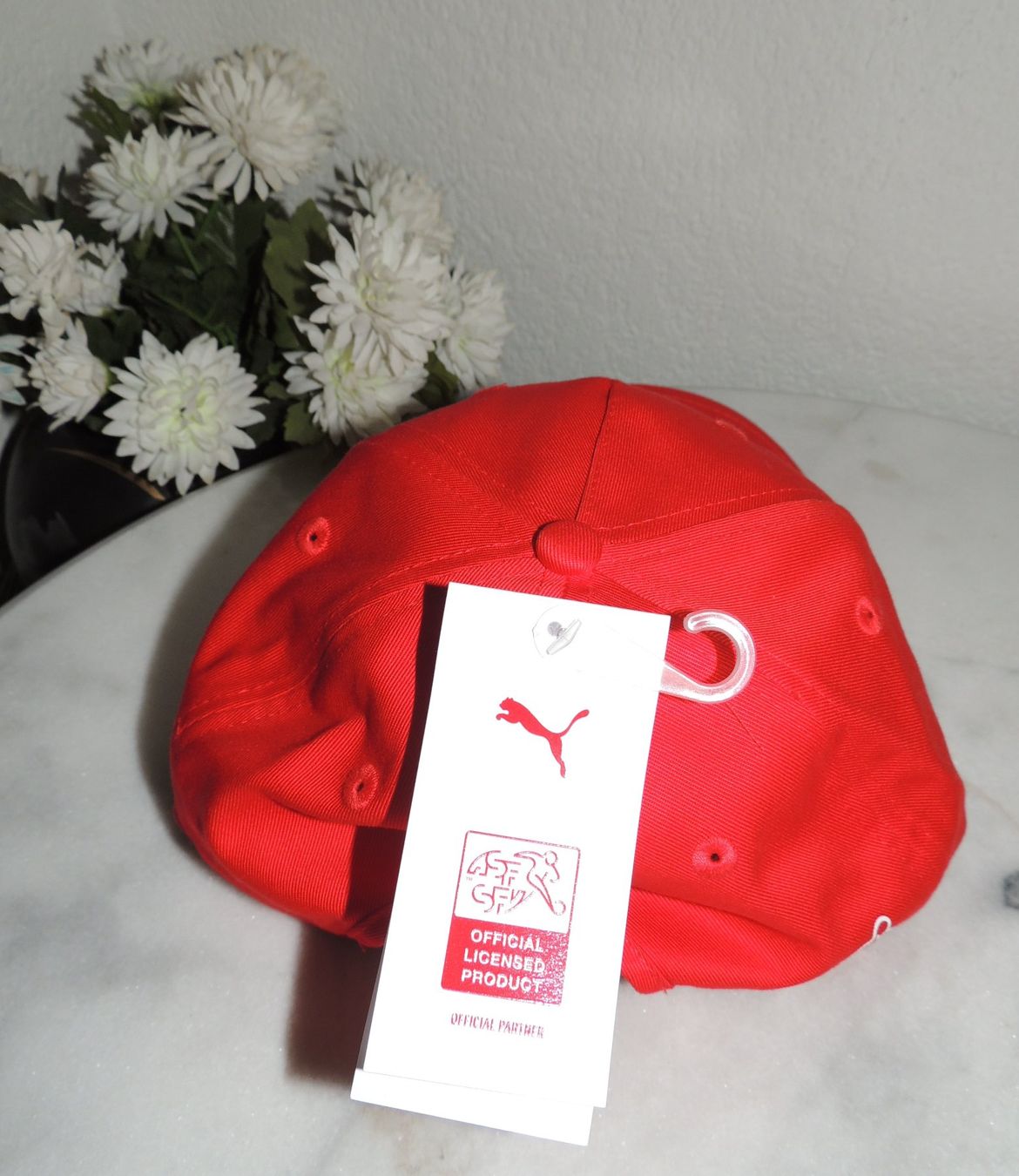 Puma Copricapi, berretti & cappellini: SCHÖNE KAPPE "SCHWEIZ" 59 CM – Nuovo e nell'imballaggio originale da Au ZH venduto da FashionConsultant 3