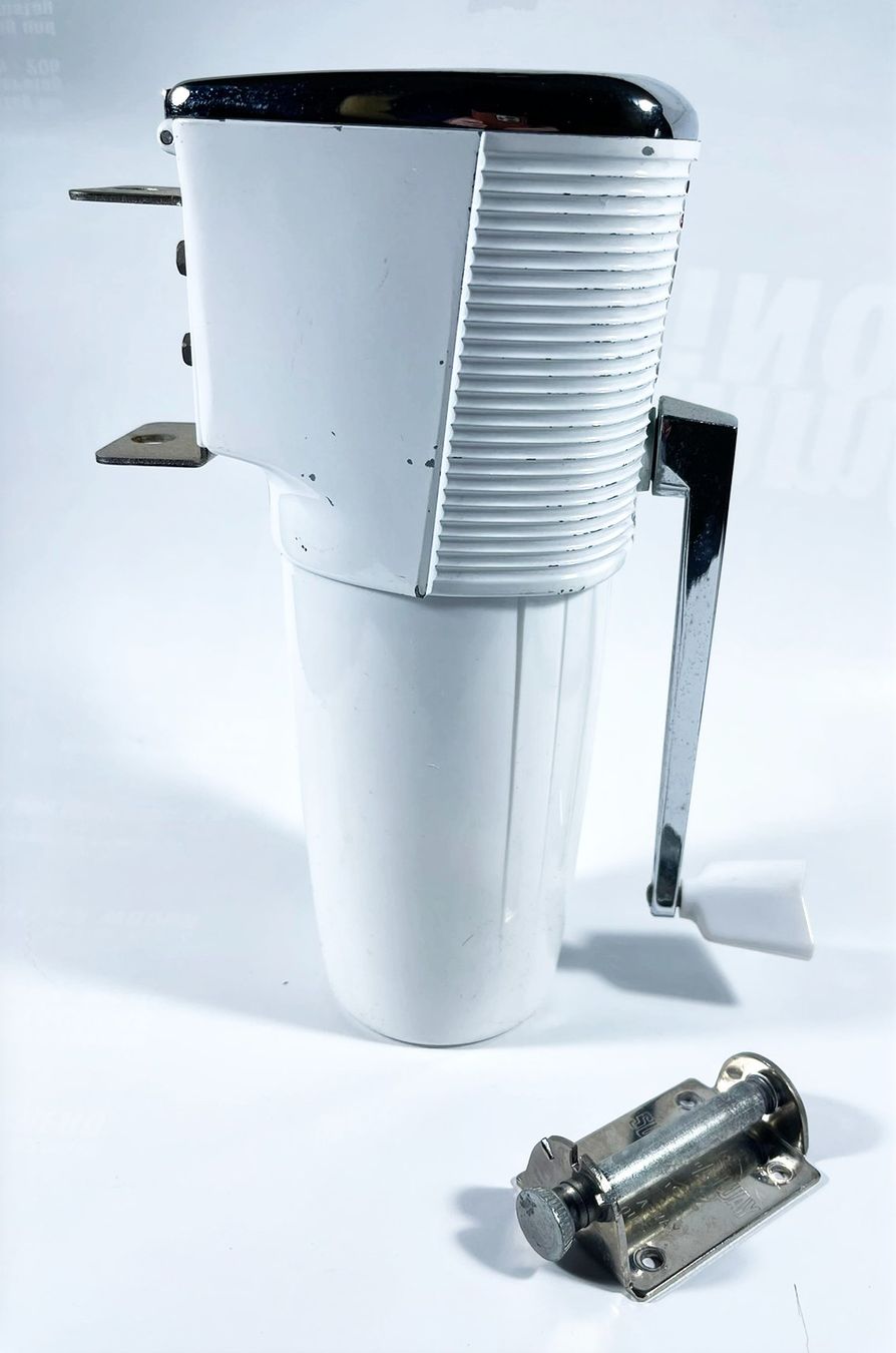 Elettrodomestici da cucina: American Diner ICE CRUSHER "SWING-A-WAY" – Usato da Frenkendorf venduto da Yard-Sale-2000 8