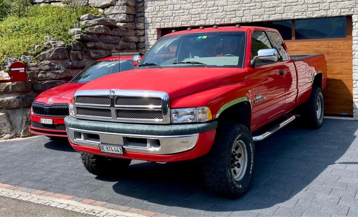 Dodge Autos: Doge Ram 2 GEN 2500 8L V10 1995 – Gebraucht aus Unterseen von haugworld 7