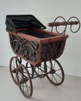 Vintage Puppenwagen