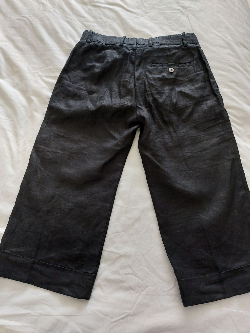 H&M Pantaloni: Bermuda Hose Leinen, Schwarz Gr. 36 – Usato da Thun venduto da Alexanna 2