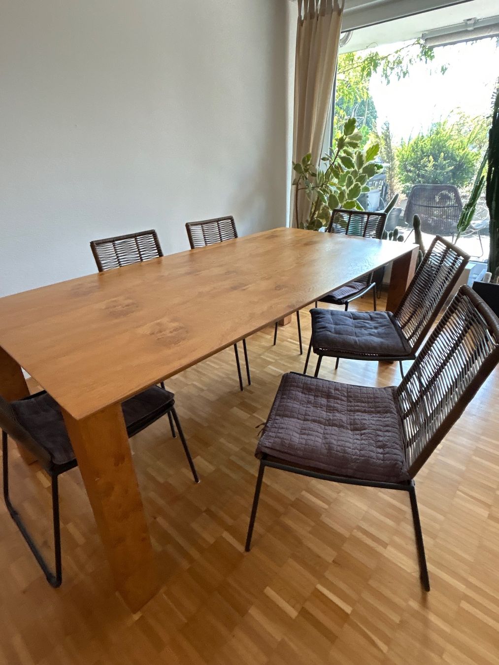 Stühle: 6 Stühle  + 15 CHF liefern. – Gebraucht aus Luzern von giv_tmj8 5