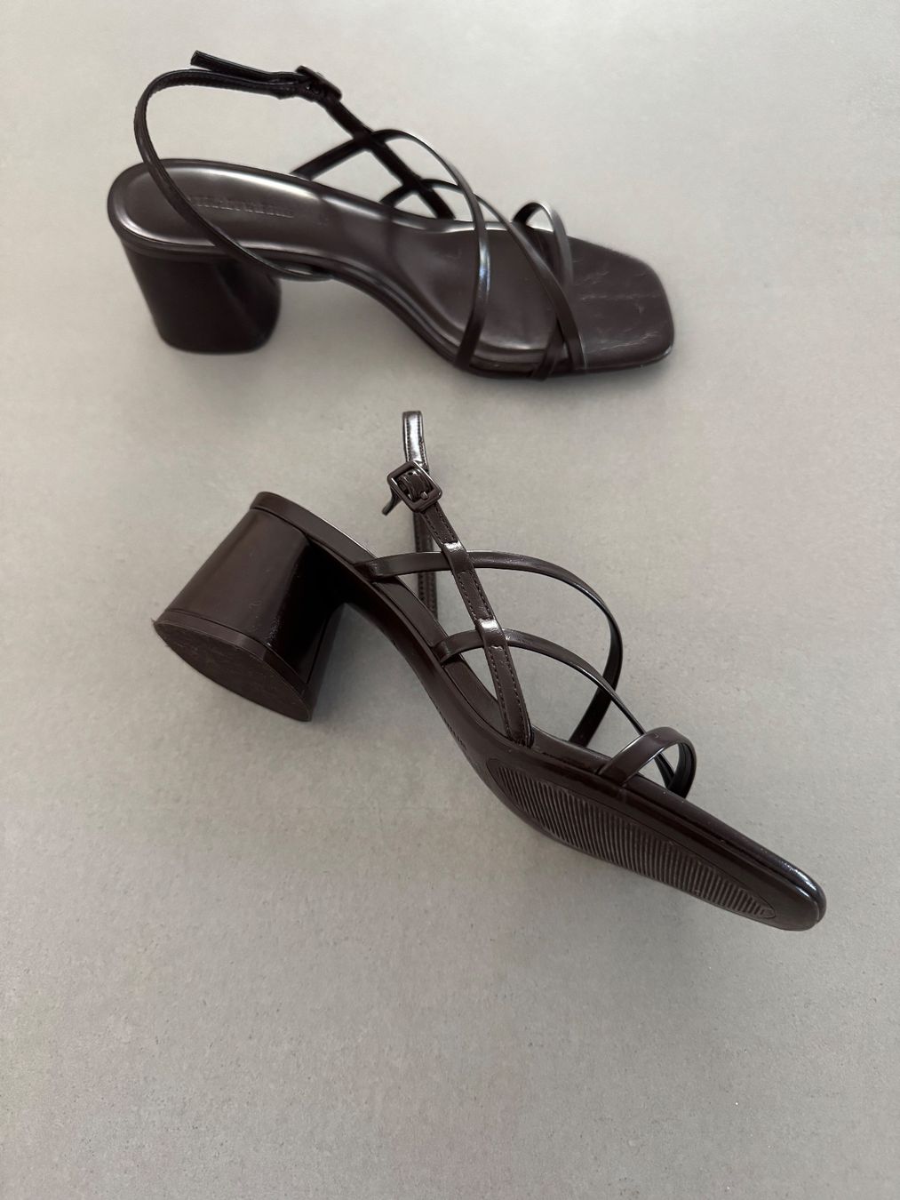 Stradivarius Damenschuhe: Riemensandalette – Gebraucht aus Bronschhofen von KathrinHollenstein