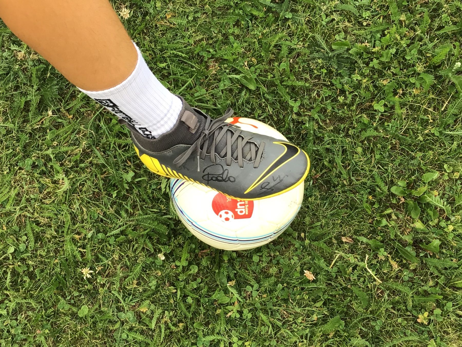 Nike Herrenschuhe: Chaussures de foot Nike Mercurial – Gebraucht aus Eison (St-Martin) von fra_kdp6