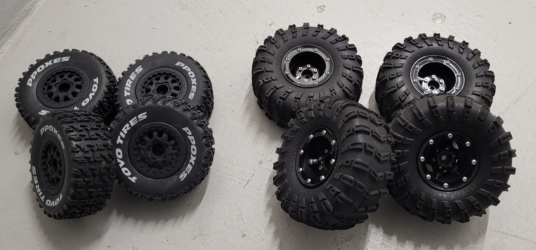 Tamiya Modellismo RC: Rc Crawler redli 4 stuck mit pumpe  andere 4 normal – Usato da islikon venduto da mir_8cbw 4