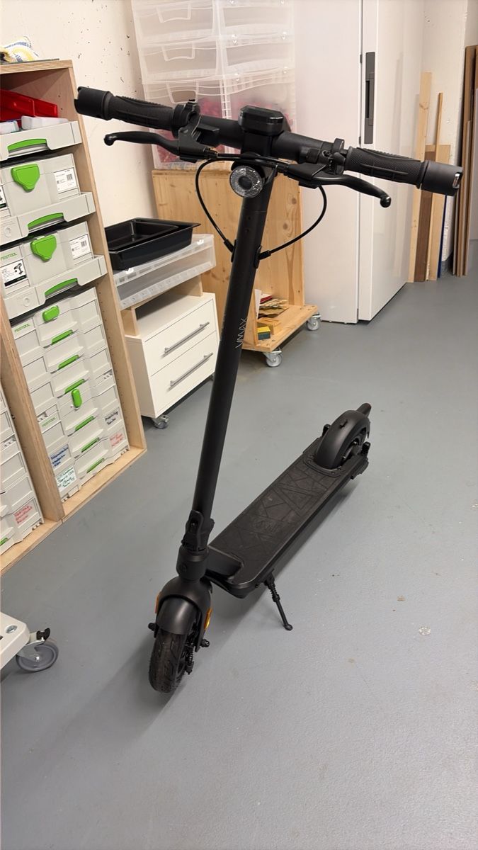 VMAX Kickboard: E-Scooter VMAX VX2 ST B schwarz NEU – Neuf (Voir description) à Dällikon par Marcofloro