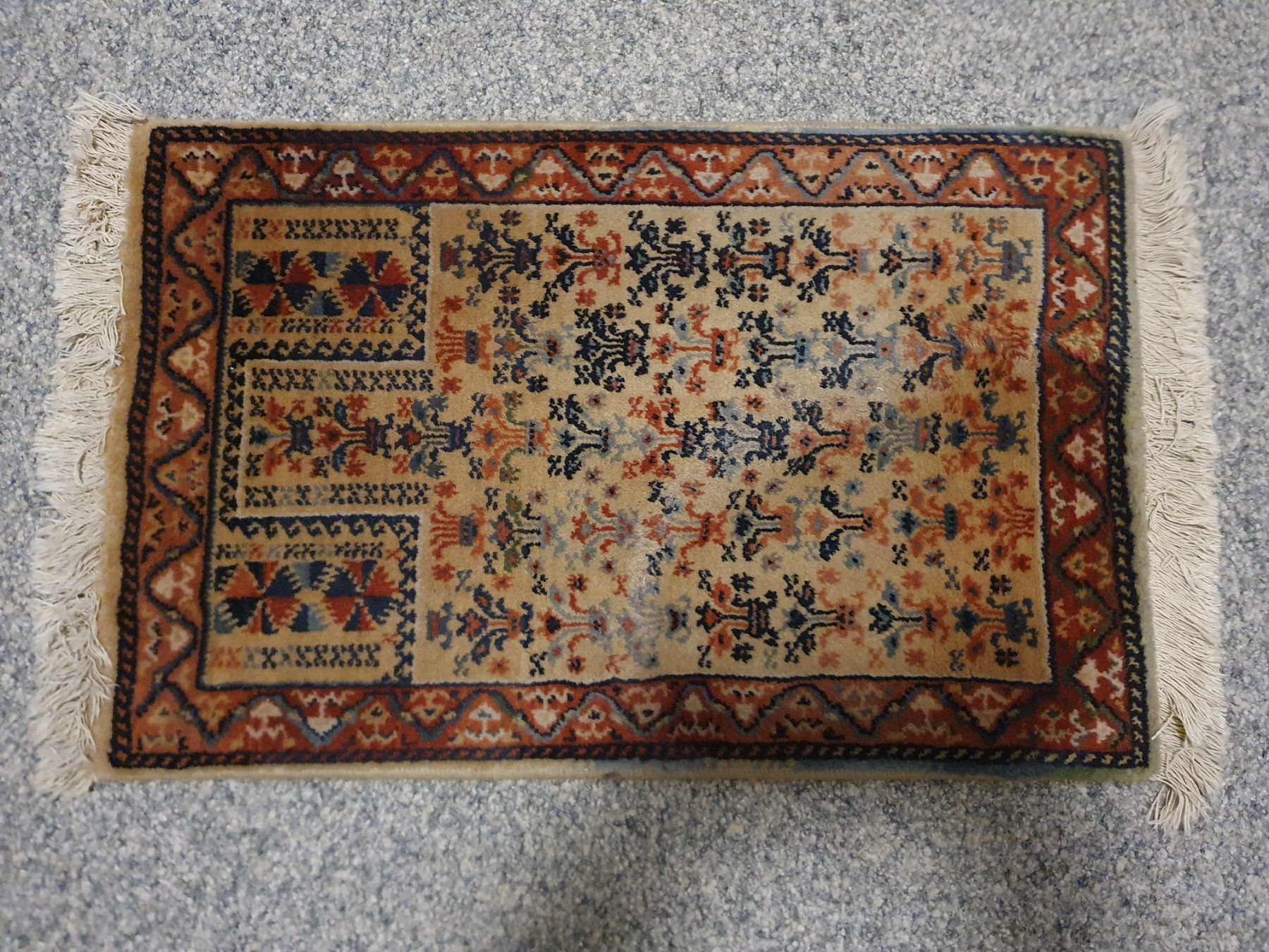 Tapis: Kleiner Perserteppich - Orientteppich – D'occasion à Steffisburg par C.Kreuzer