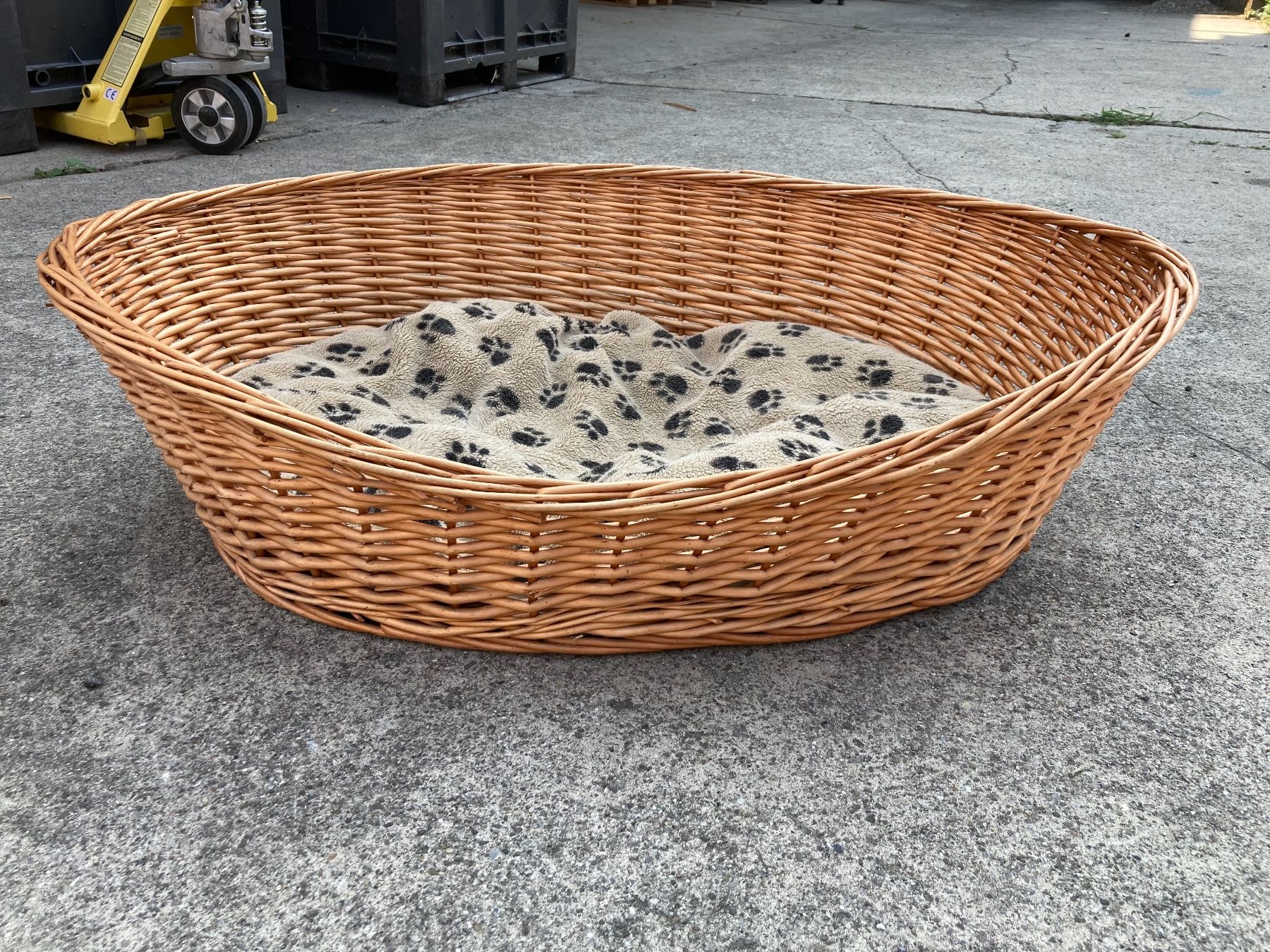 Liege- & Schlafplätze: Hundekorb – Gebraucht aus Gränichen von han_87g9
