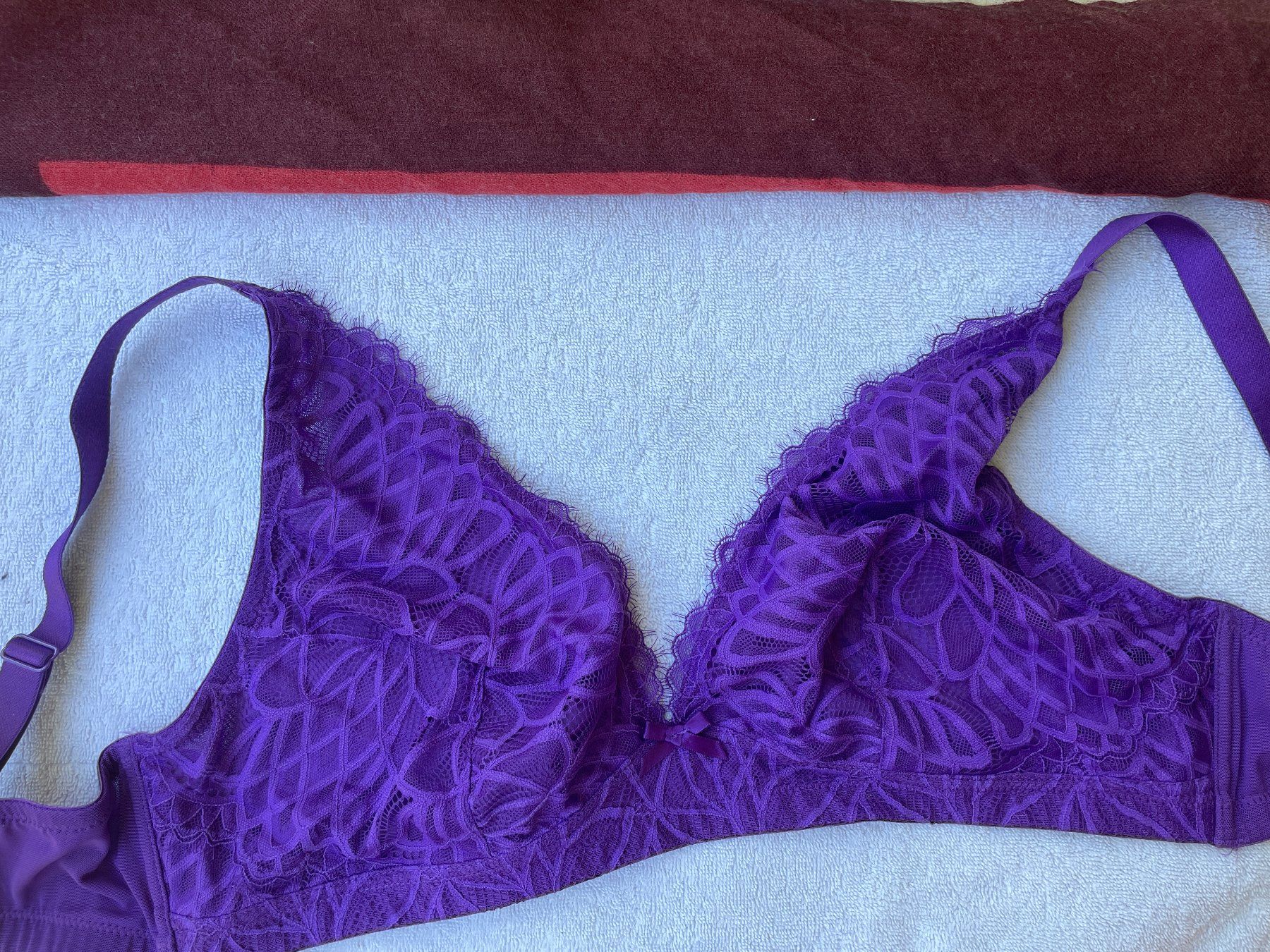 Lascana Autres dessous: Violet BH, Spitze, wunderschön und Neu – Neuf (Voir description) à Zürich par jandra01