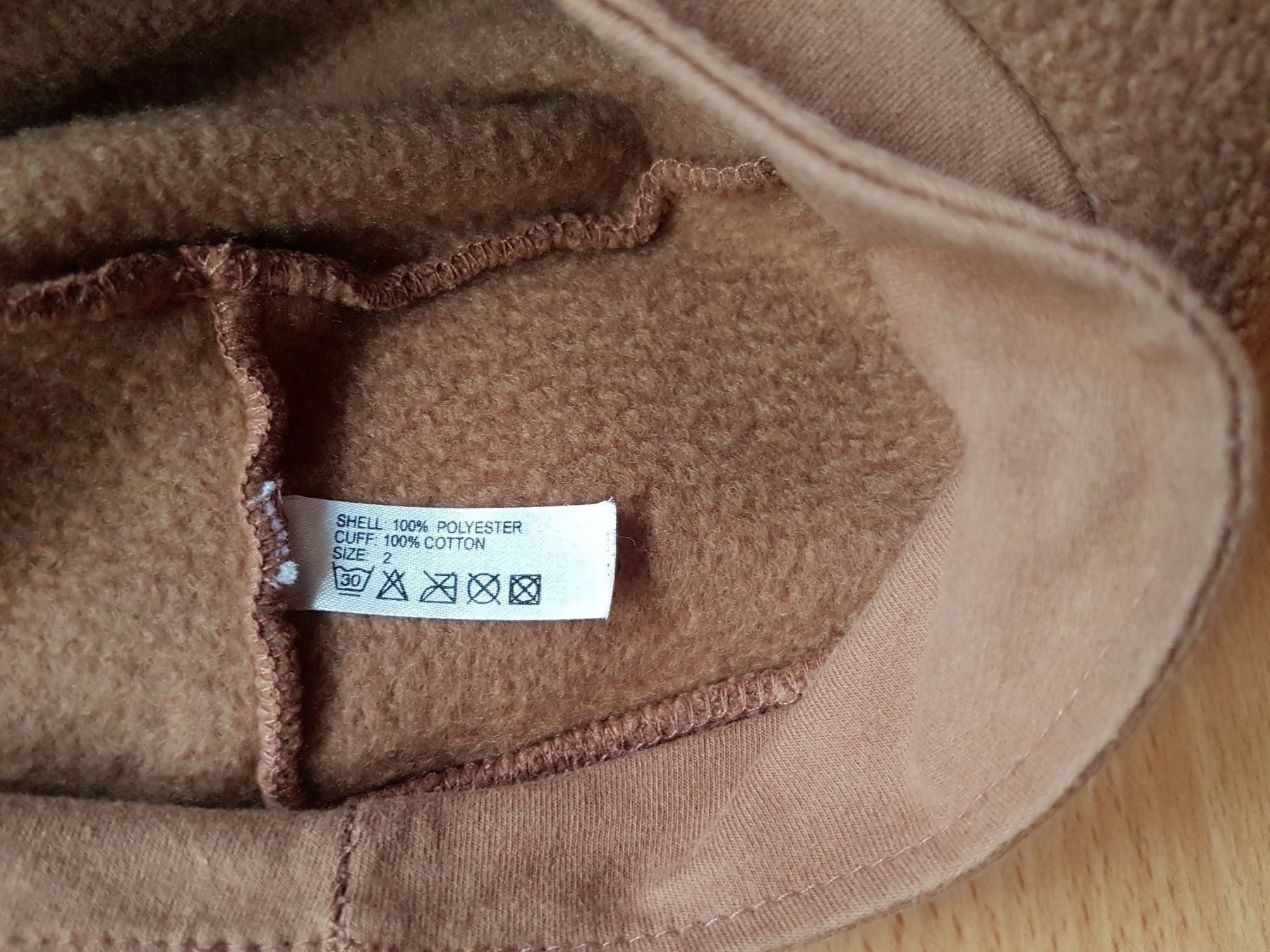 Altro abbigliamento per bambina: 3 KAPPEN HUT MÄDCHEN – Usato da Sax venduto da spazieren 6