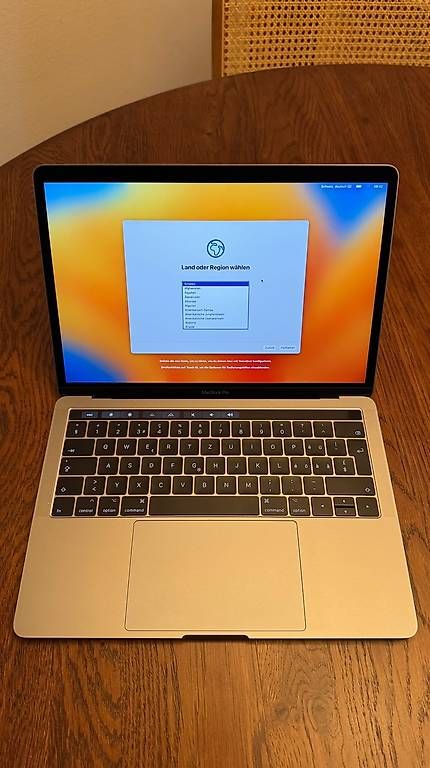 Notebook: Apple MacBook Pro 13" 2017 mit Touchbar – Usato da Luzern venduto da _Luccer