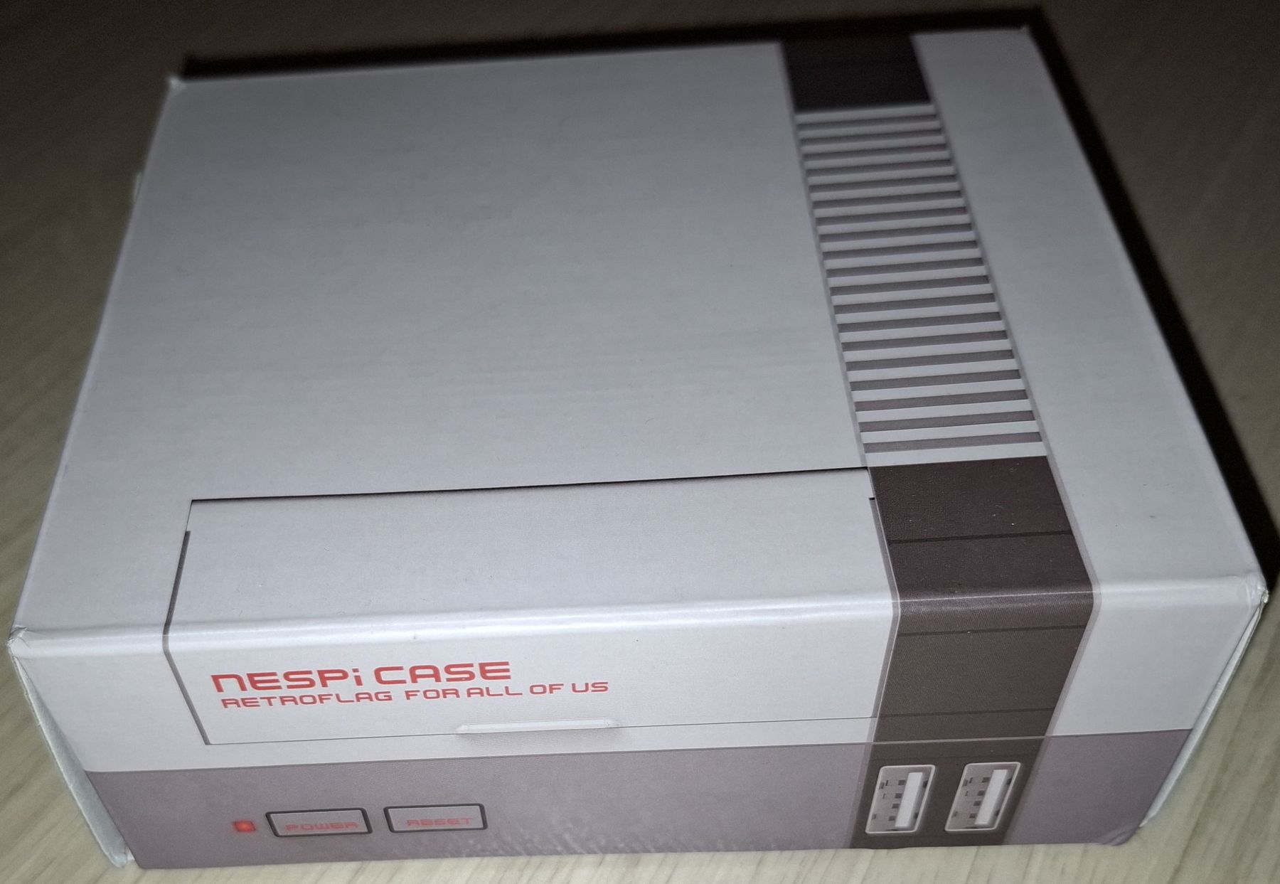 Custodie: NESPi Case Retroflag für Raspberry Pi - Neuwertig! – Usato da Basel venduto da Svidovic