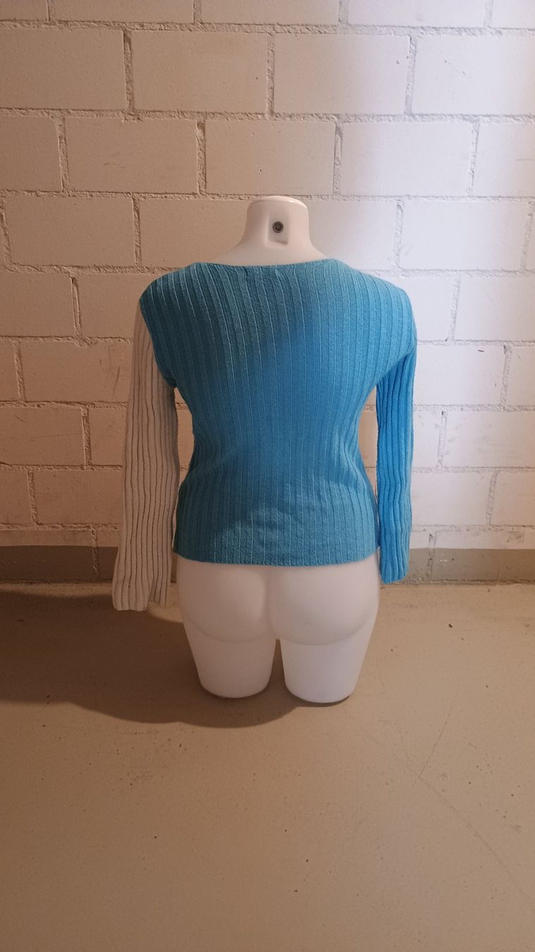 Maglioni & Felpe: Pullover türkis/schwarz/weiss Gr. ca. 38 – Usato da Rothrist venduto da GIWALD 2