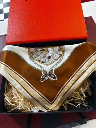 Hochwertiger Seidenschal – Unisex, künstlerische Prints