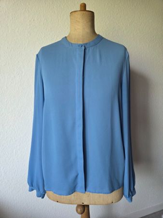 Vila Bluse in frischem blau