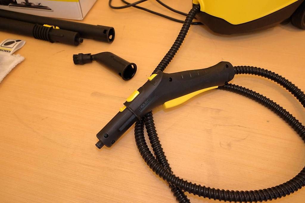 Kärcher Nettoyeurs à vapeur: Kärcher SC 3 EasyFix Dampfreiniger fast neu – D'occasion à Basel par Bertob 6