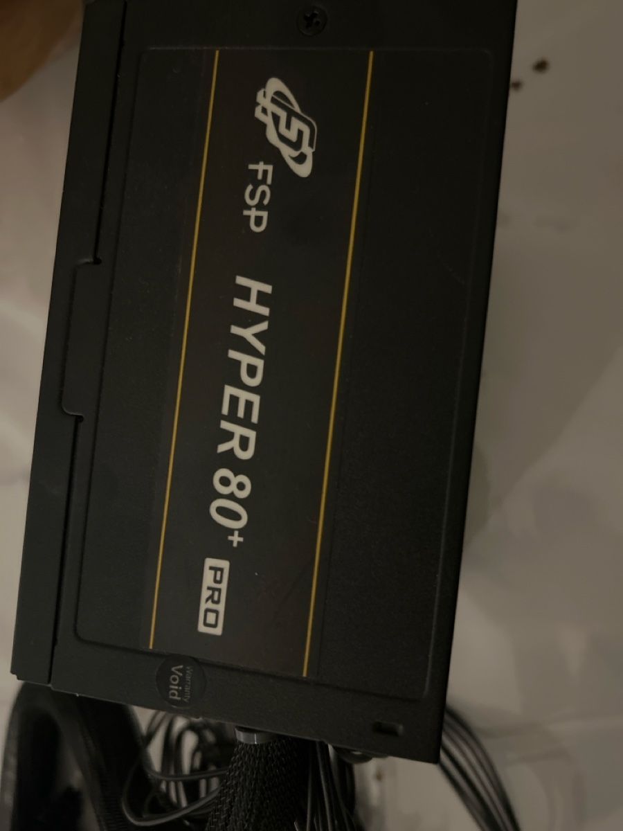 Elektronikbauteil: FSP Hyper 80+ Pro Netzteil 700W schwarz gebraucht – Gebraucht aus Dübendorf von adi_ngr8 3