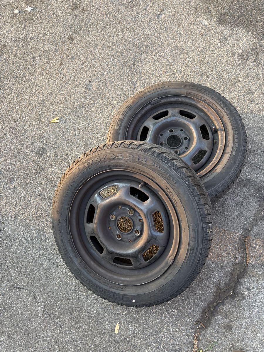 Pneus & Kompletträder: Stahlfelgen 4loch 175/65R14 – Gebraucht aus Wettingen von Nici1932