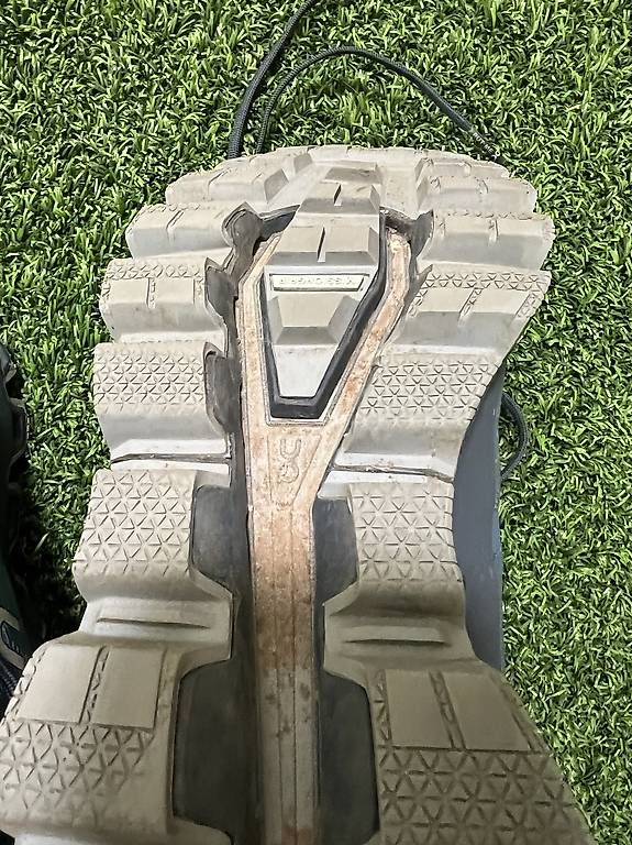 On Chaussures femmes: On Cloudrock Wanderschuhe Grösse 40.5 neuwertig – D'occasion à Arlesheim par FS_79 4