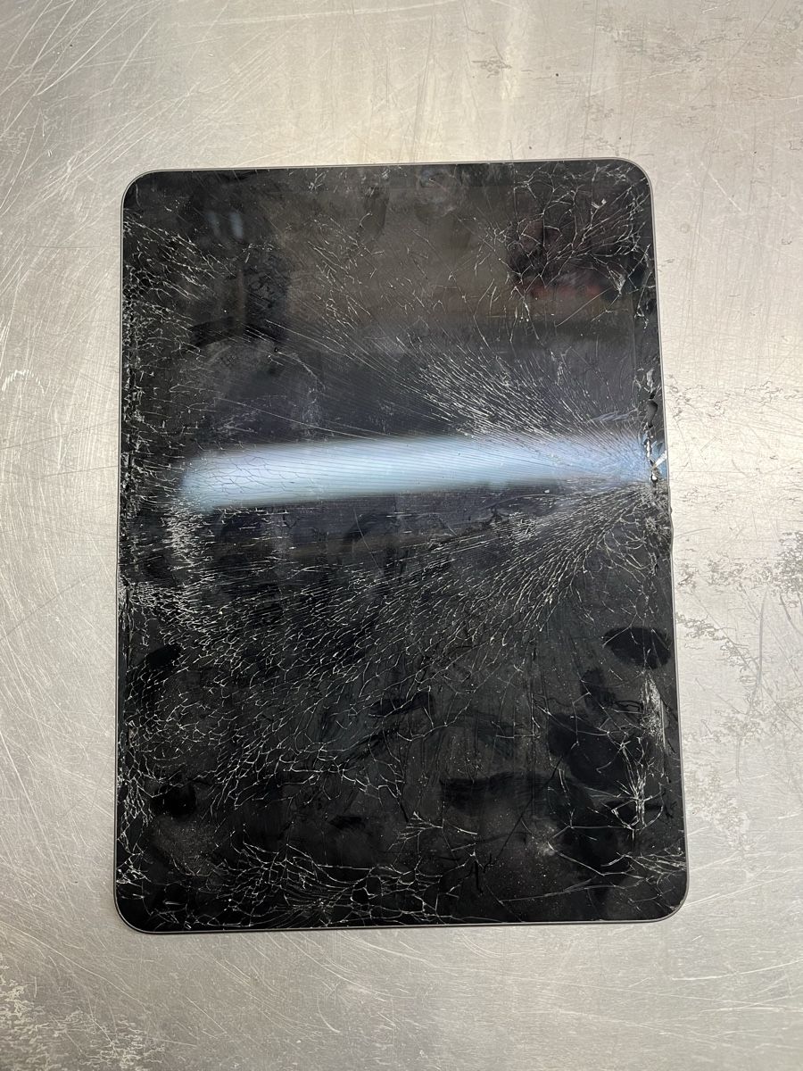 Apple Tablet PC: 12) Ipad 11 Bildschirm Defekt – Difettoso da Hallwil venduto da mir_66q9 1