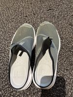Salomon shoes size 41.5