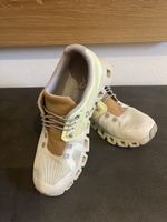 ON Cloud Laufschuhe Damen Grösse 40.5 gebrauchter Zustand