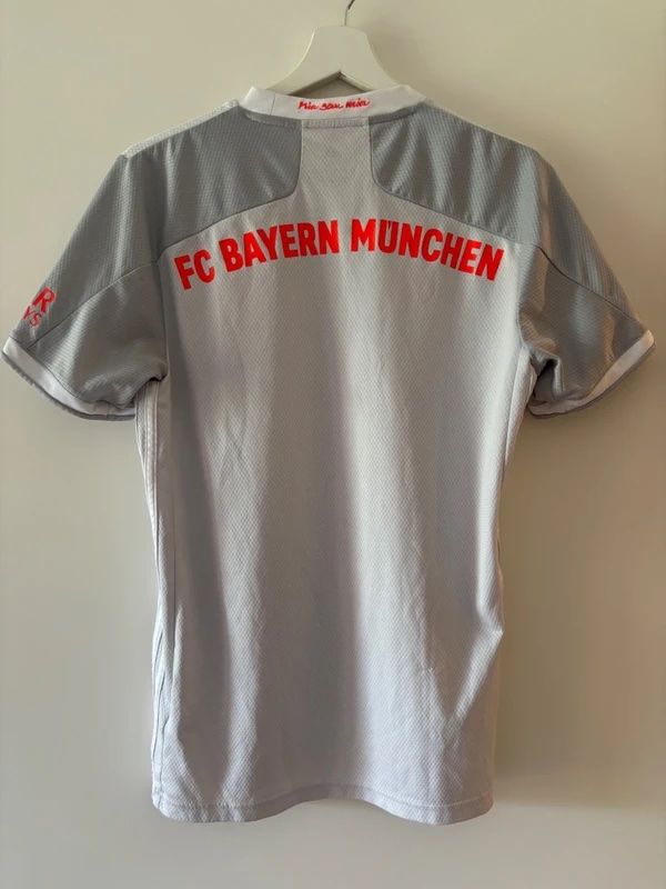 Adidas Canottiere & Pantaloni: FC Bayern München Trikot Adidas – Nuovo (secondo la descrizione) da Rafz venduto da mar_j7dl 1