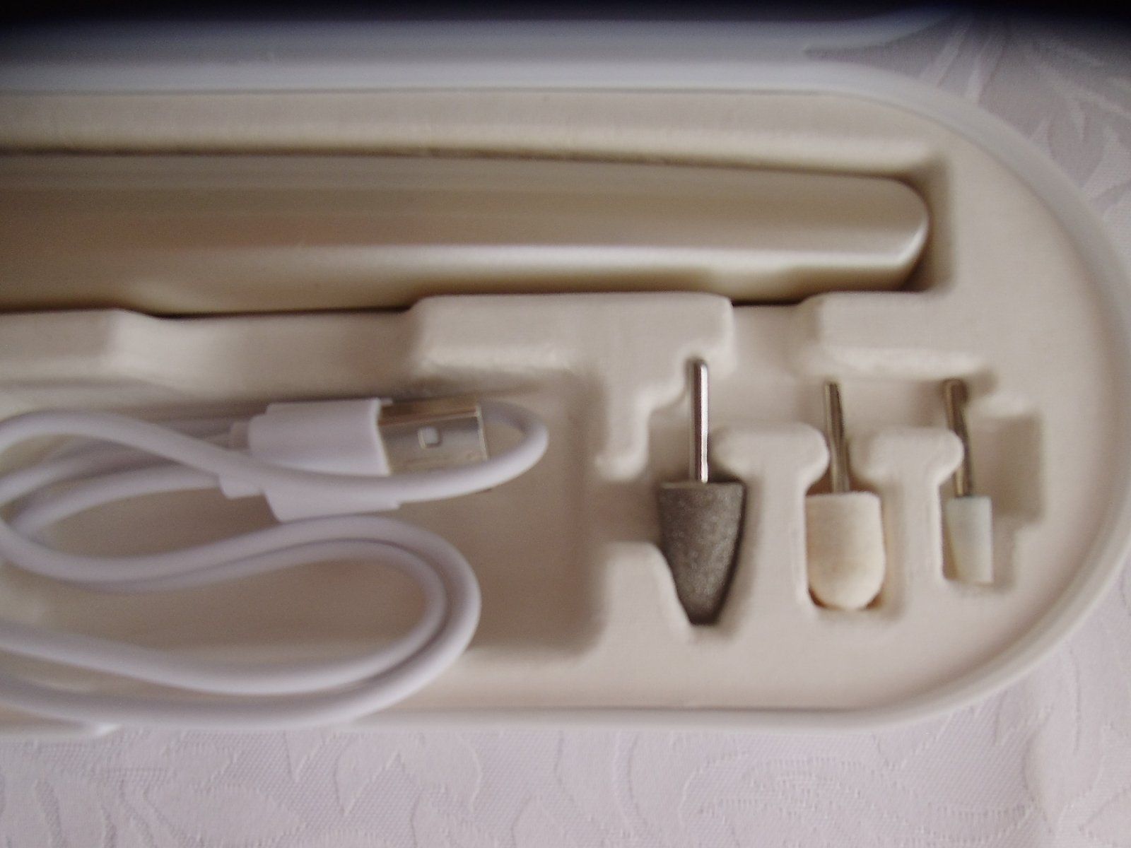 Künstliche Fingernägel: Maniküre-Set **NEU** – Neu und originalverpackt aus Walenstadt von Pluisa 3