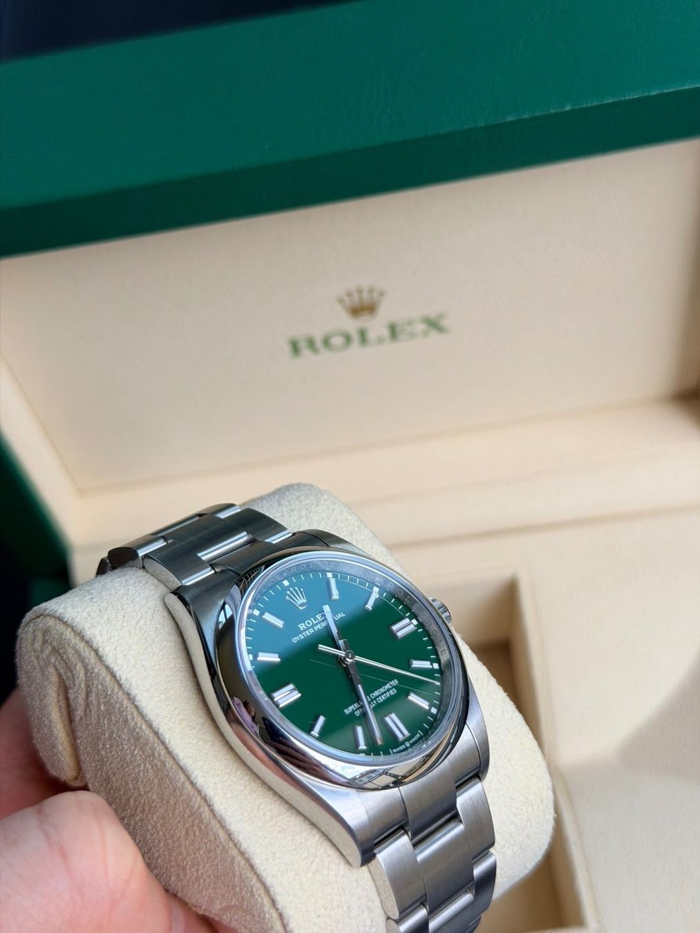 Rolex Uhren: Rolex Oyster Perpetual 36mm Ref. 126000 Full-Set – Gebraucht aus Reichenburg von DELLON 1