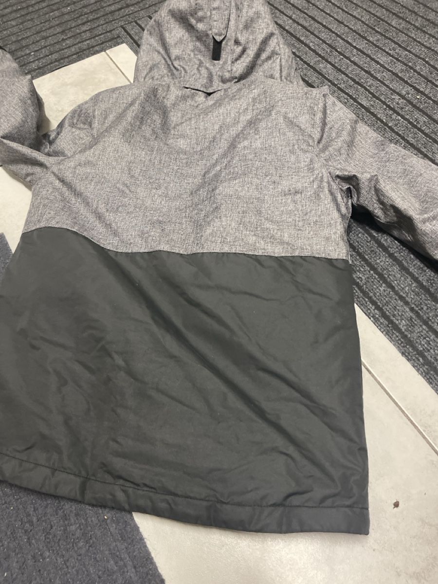 H&M Giacche & Cappotti: H&M übergangsjacke gr 164 junge – Usato da Bad Zurzach venduto da Cuore34 3