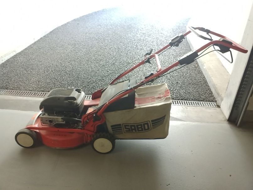 SABO RASENMÄHER 52cm 4 PS RARITÄT 2004, ALTE DAME Kaufen auf