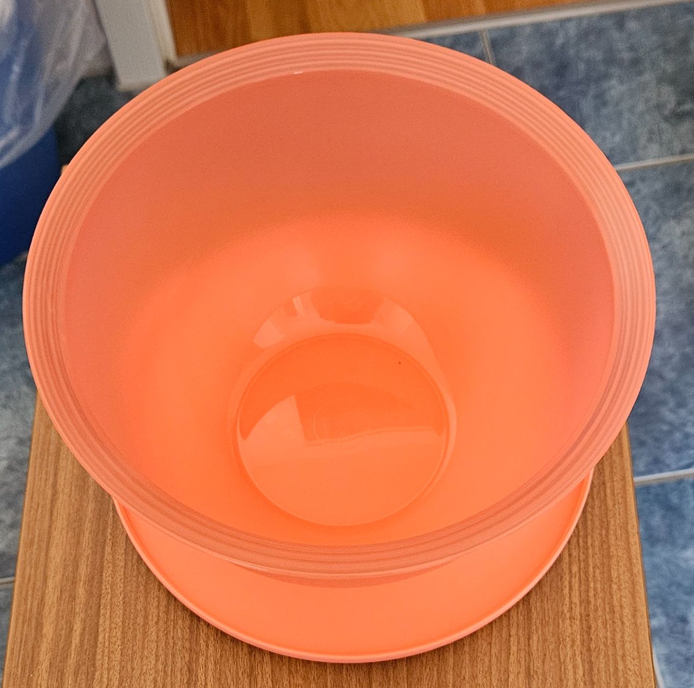 Tupperware Recipients et similaires: Aqua Schüssel 2.5l – Neuf avec emballage d'origine à Hasle b. Burgdorf par buddle32 2