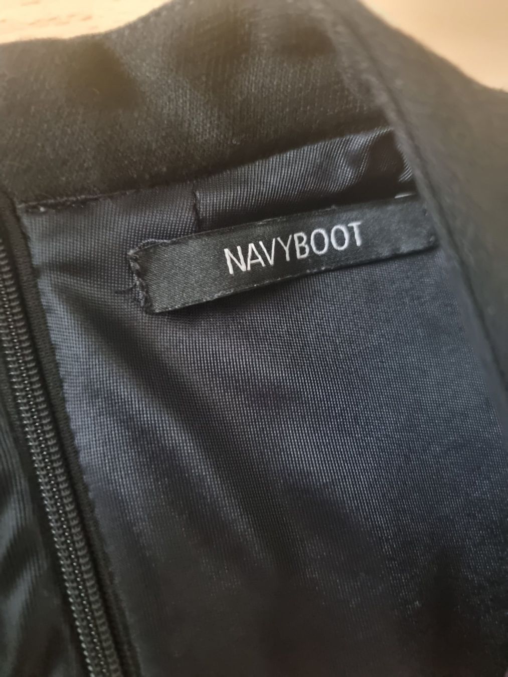 Navyboot Vestiti: Etuikleid von Navyboot – Usato da Affoltern am Albis venduto da Ebruli89 2
