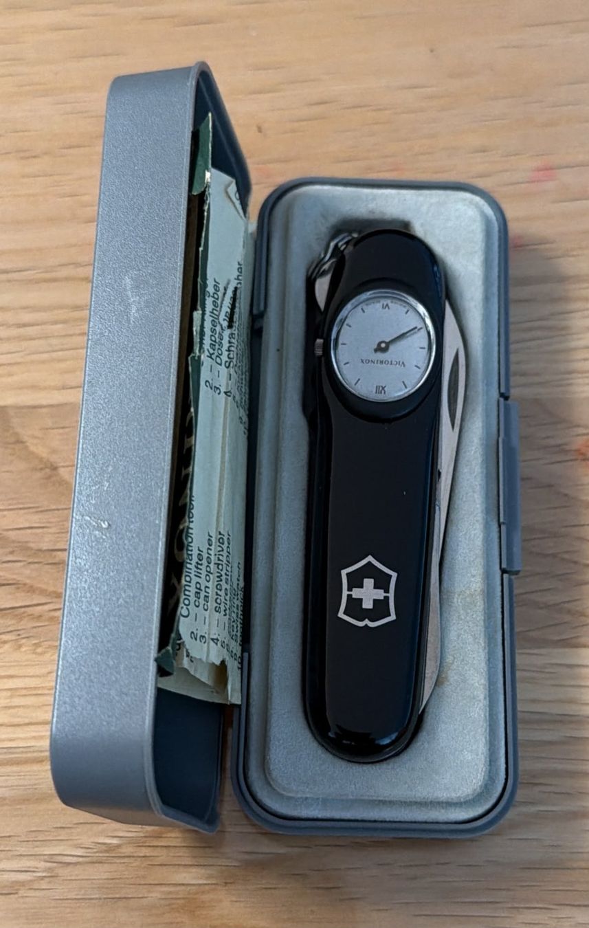 Victorinox Taschenmesser: VICTORINOX TIMEKEEPER TASCHENMESSER – Gebraucht aus Zürich von Frei-Occasionen 6