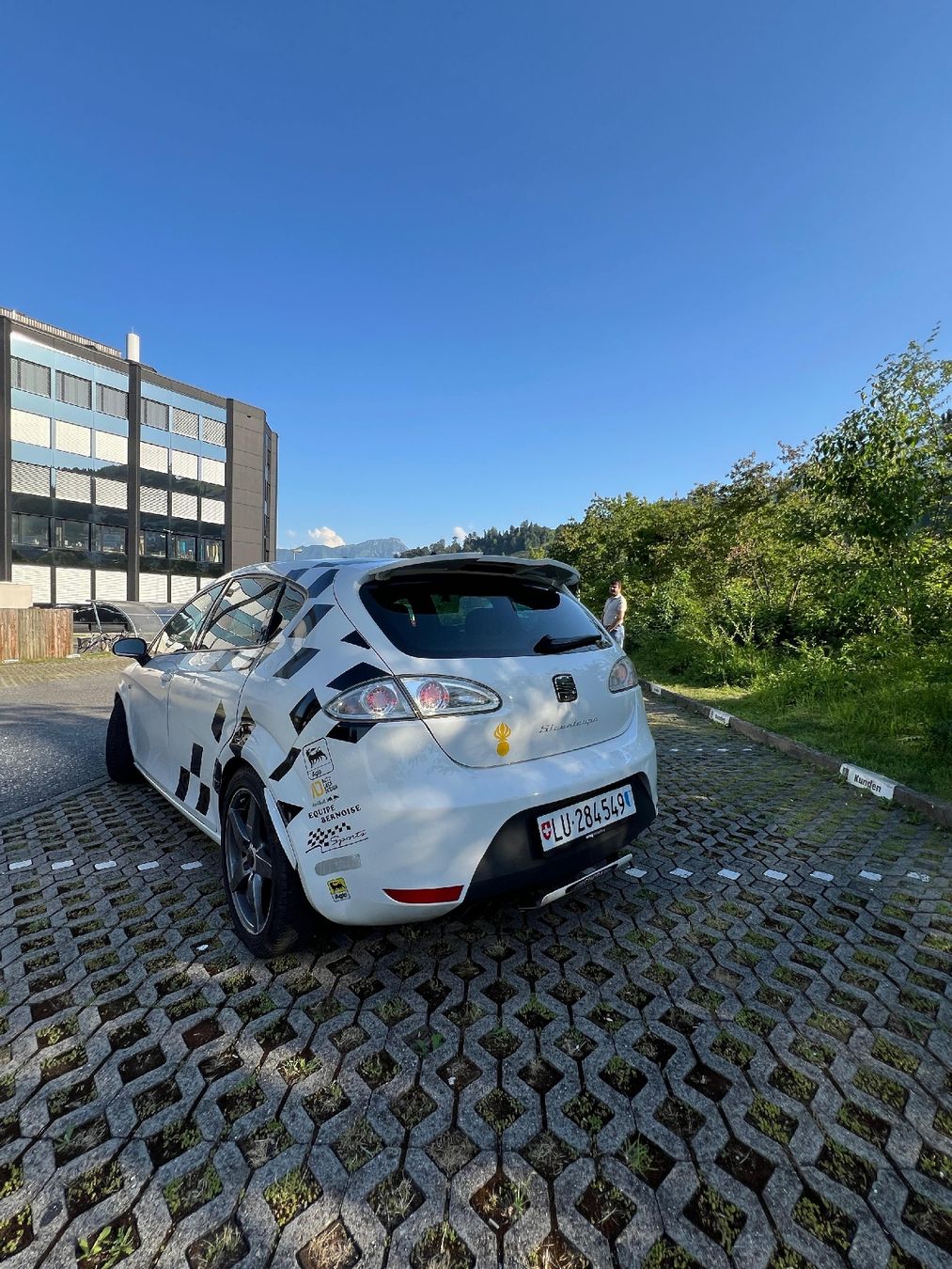 Seat Voitures modèles: Seat Leon Cupra 2.0 Limo Weiss – D'occasion à Luzern par mok_hsl7 5