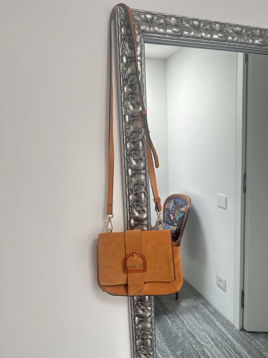Zara Borse da donna: Zara Basic Shoulder Bag Orange  – Usato da Sementina venduto da NinaDel