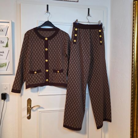 Elegantes Strick-Set Gr. M – Cardigan & Hose