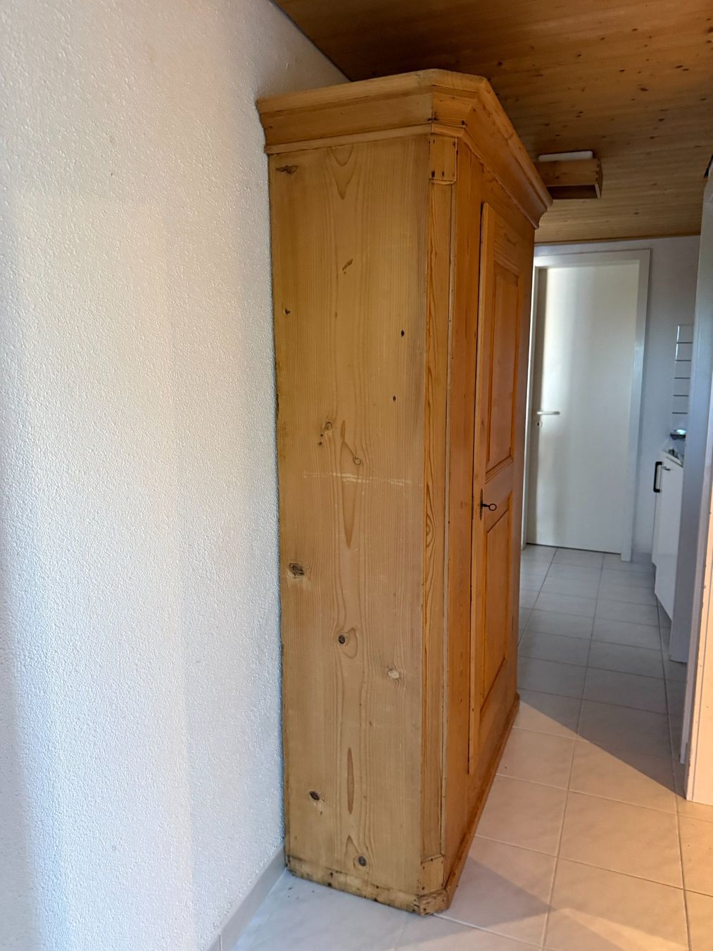 Schränke: Schöner schlichter Bauernschrank – Gebraucht aus Büren an der Aare von JuliUs99 2