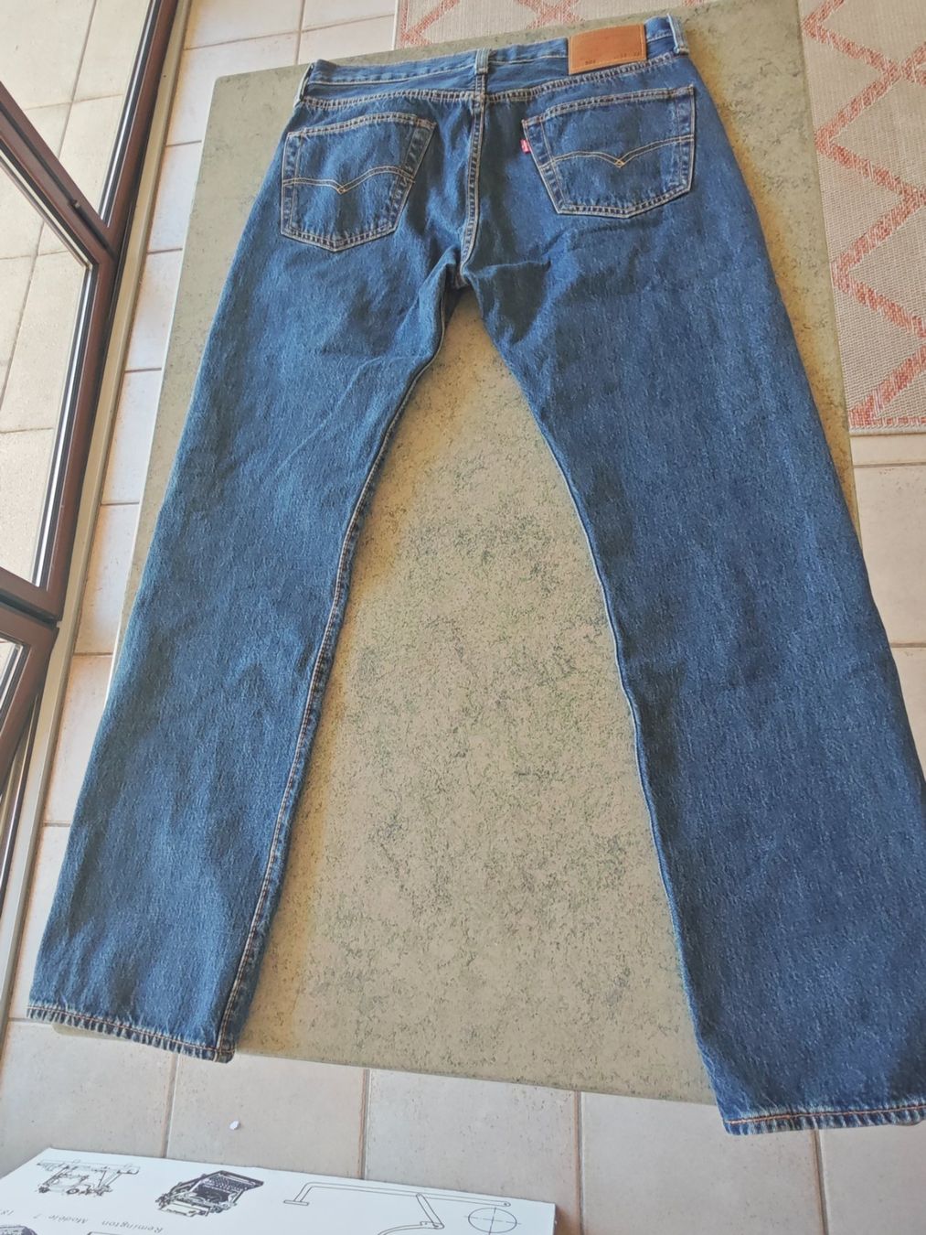 Levi's Jeans: jean Levi's – Usato da Renens VD venduto da cba_r9y8 1