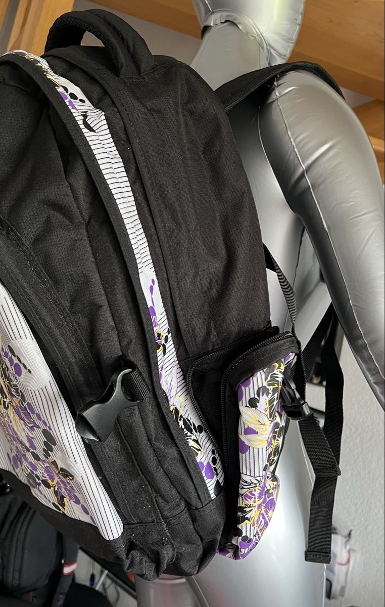Rucksäcke: Sac à dos Tracker fleuri - Idéal pour la rentrée! – Gebraucht aus Chézard-St-Martin von Cheyenne_75 1
