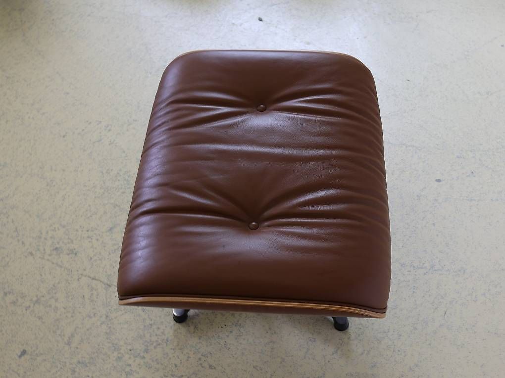 Sgabelli: Eames Ottoman von Vitra | Kirschbaum Cognac | – Usato da Meinisberg venduto da atelier_TILIJA 6