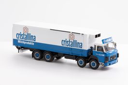 Saurer 8x4 Christalina mit Kofferaufbau im Mst. 1/50