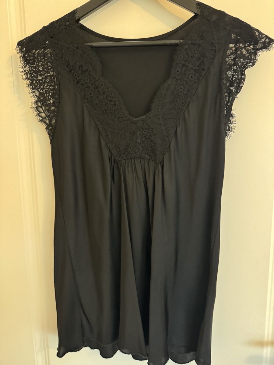 Tops: Haut noir  – Neu (gemäss Beschreibung) aus Blonay von Celuna