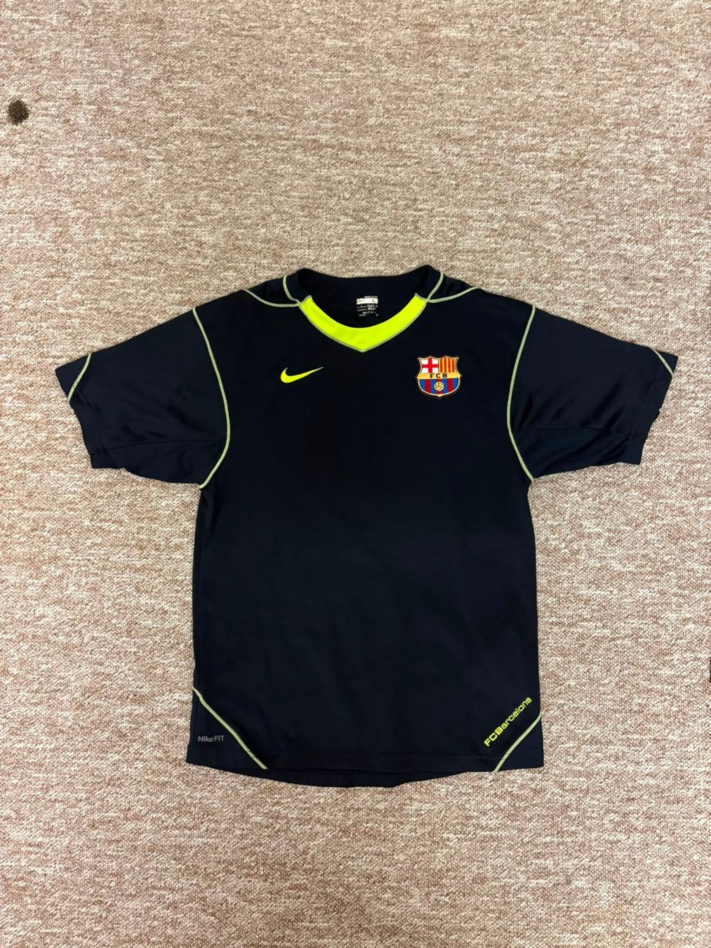 FC Barcelona Scarpe, pantaloni & magliette da ginnastica: FC Barcelona Trikot – Usato da Adliswil venduto da thiago1995
