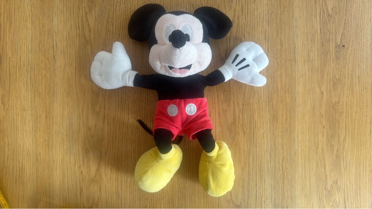 Disney Giocattoli: Micky Maus Plüschtier – Usato da Zuerich venduto da Rufab
