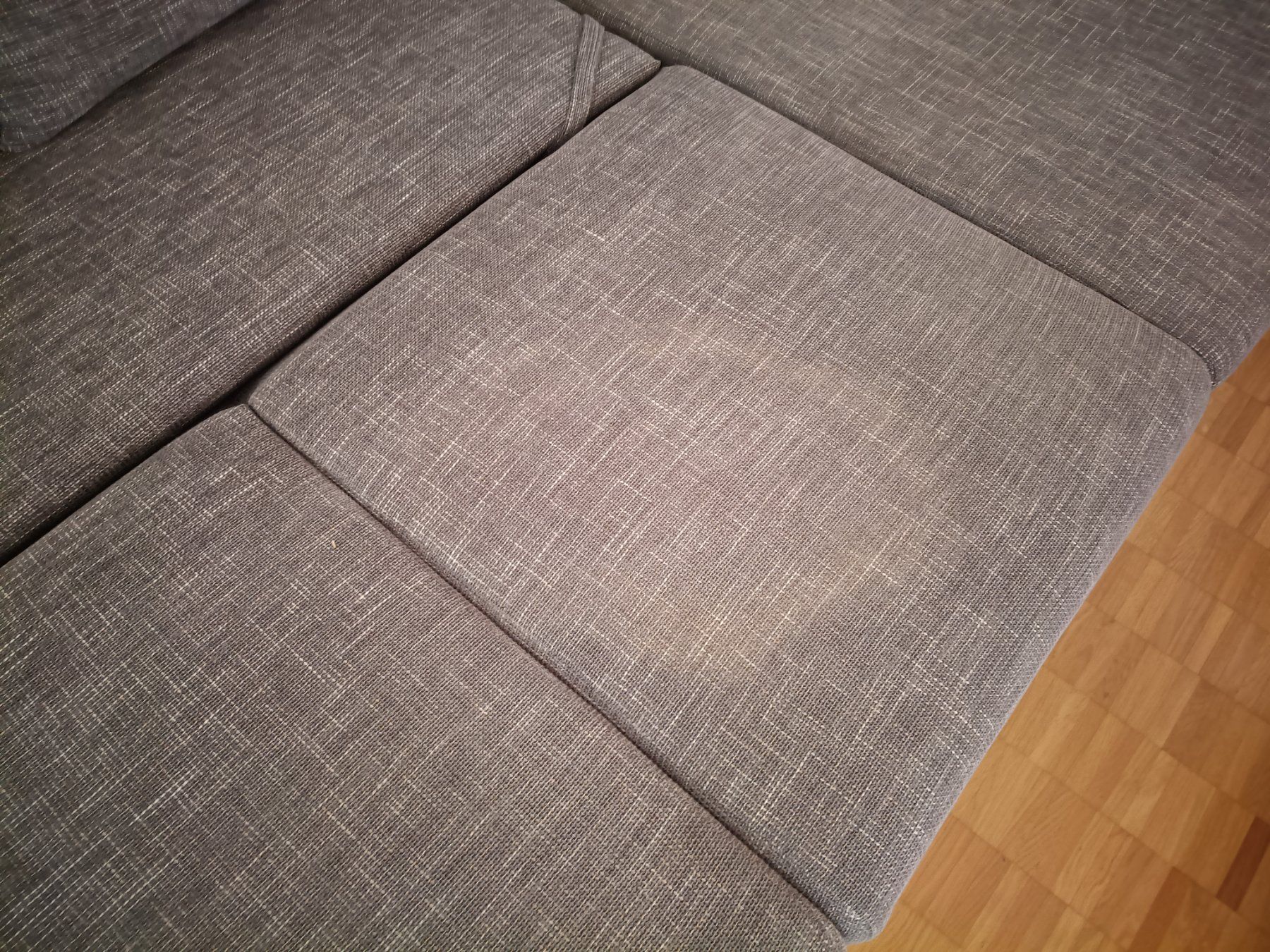 Sofas: Ecksofa Grau mit Schlaffunktion – D'occasion à Zürich par r_b24mt 3