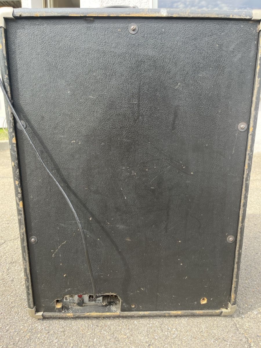 Fender Amplificatori: Lautsprecherbox (Speaker Cabinet) Fender – Usato da Gams venduto da Akgams 5